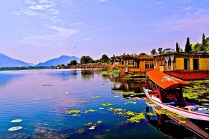 India Holidays - Kashmir Is a Wonderful Getaway for a Family Holiday